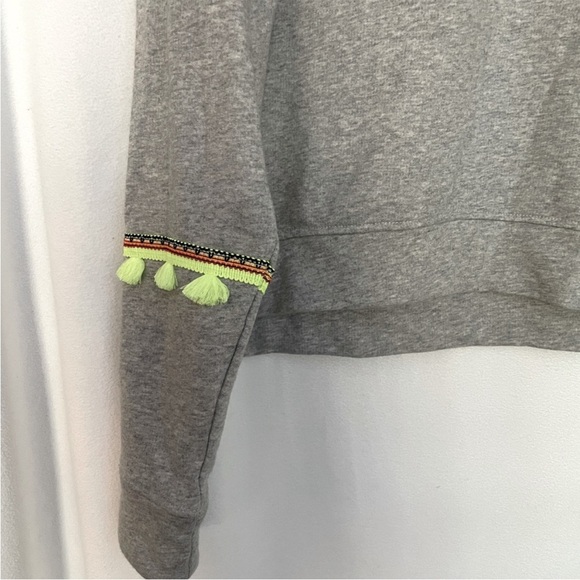 NWT Generation Love Devon Brocade Crew Neck Sweatshirt - Medium - Picture 7 of 7